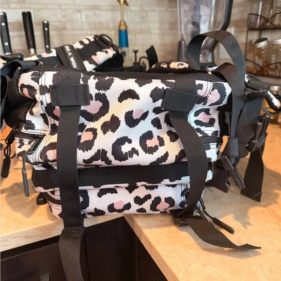 Wolfpak Leopard Print Tactical Meal Prep Backpack - Picture 6 of 7